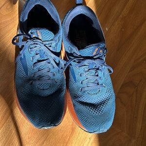 Brooks shoes